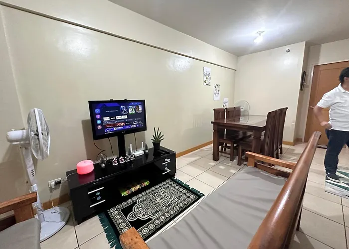 Homey Staycation In Taguig