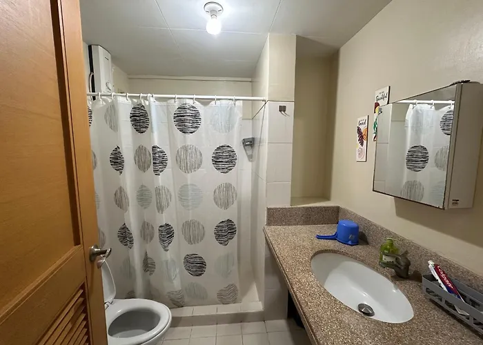 Homey Staycation In Taguig